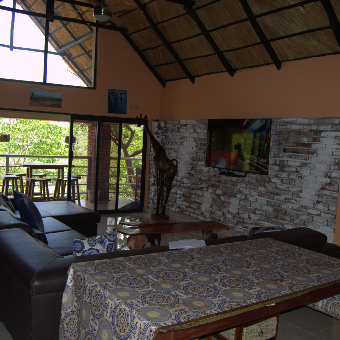 Umhambi Villa Suites
